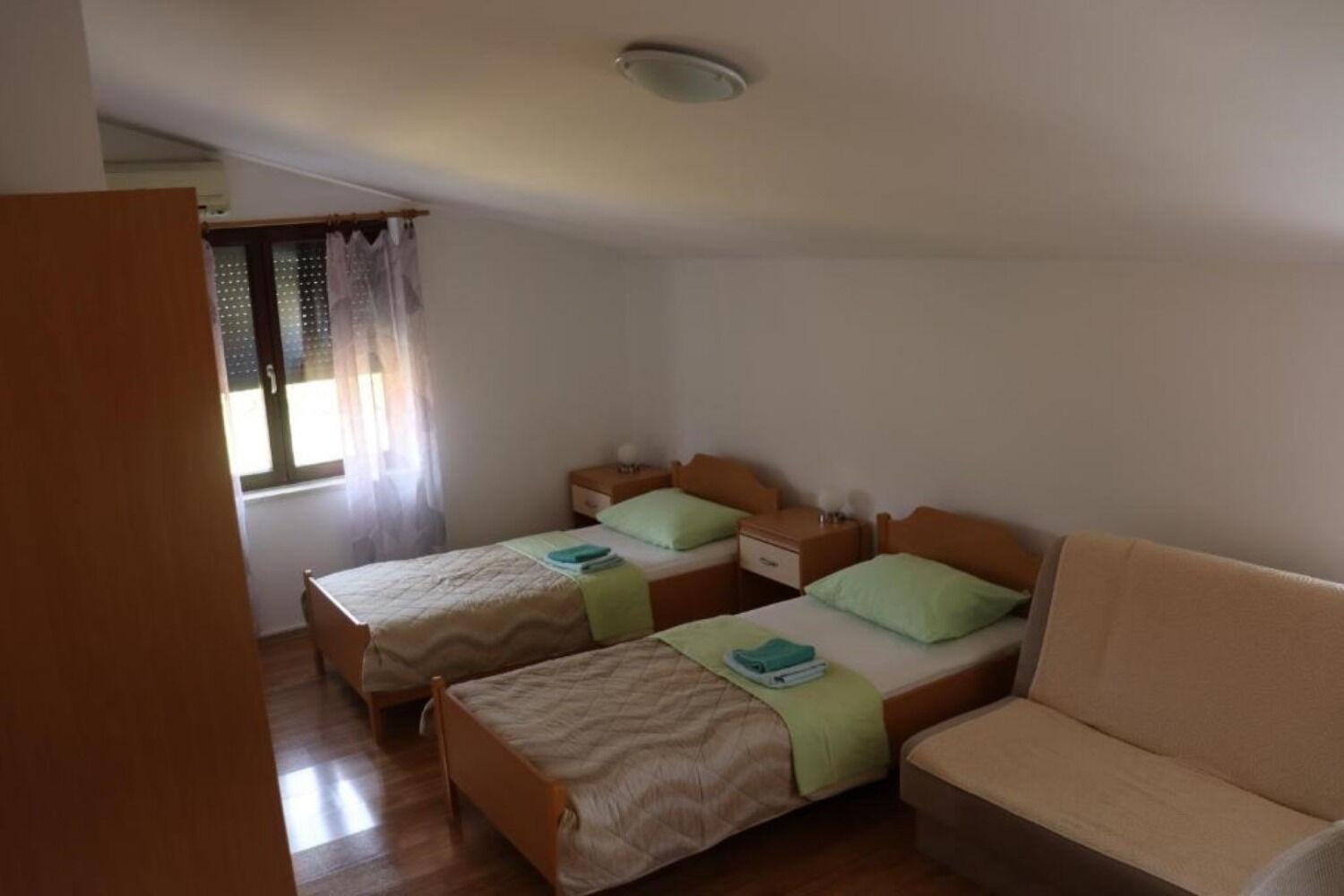 Rooms Marija - Rooms With Pool Trilj Esterno foto